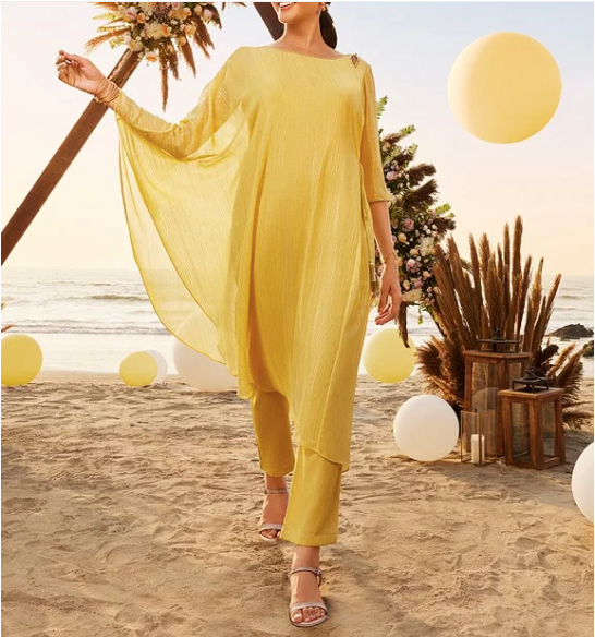 كورتا غير متماثلة مع الجزء الداخلي وسروال